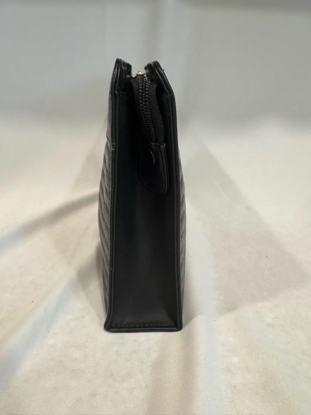 Authentic Vintage Valentino Black Leather Toiletry Bag with Gold V Accent - Picture 2 of 15